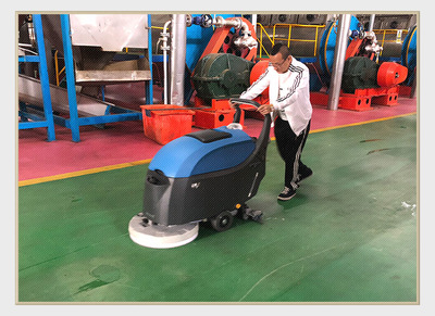 洗地機(jī)的保養(yǎng)與維護(hù) 提升設(shè)備壽命與清潔效率